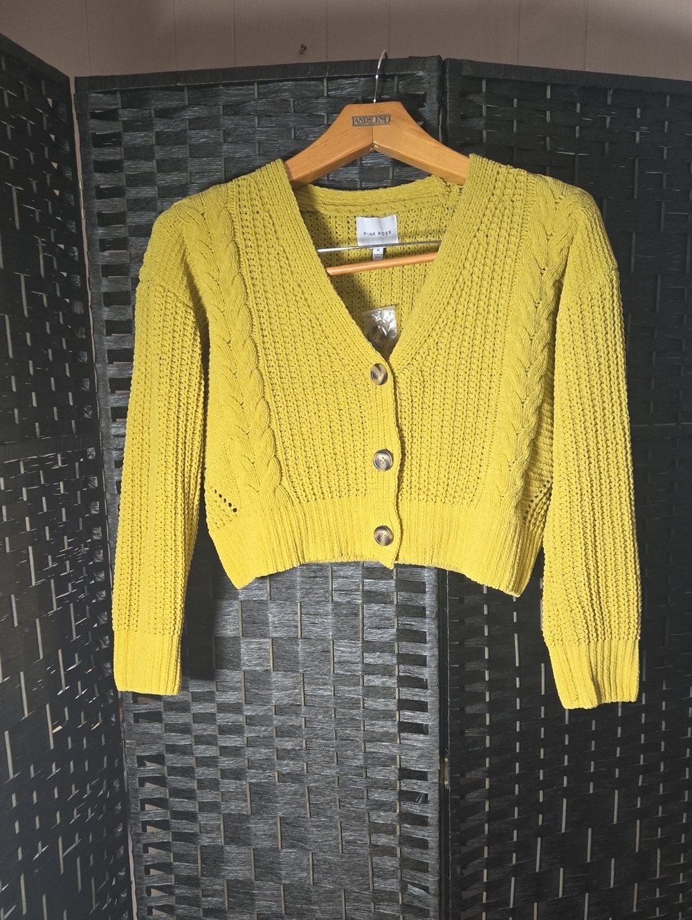 Mustard Yellow Pink Rose Cropped V-Neck Cable Knit Button Cardigan Medium New